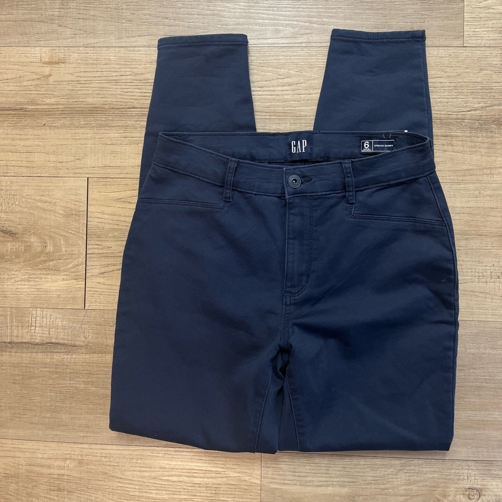 New Women’s Gap Stretch Skinny Pants - Picture 5 of 7